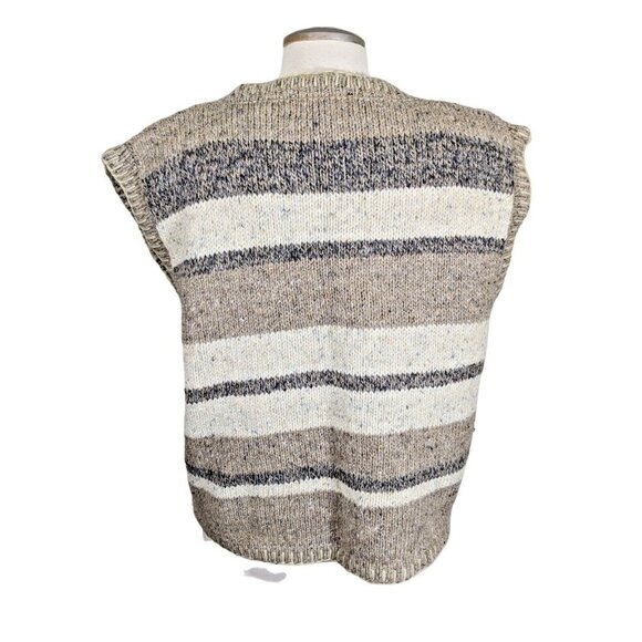 Vintage Sweater Vest Womens Large Beige Wool Blend Faux Horn Toggle Grandmacore - Picture 3 of 4